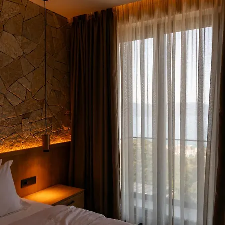 Hotel Montis Agroturizëm
