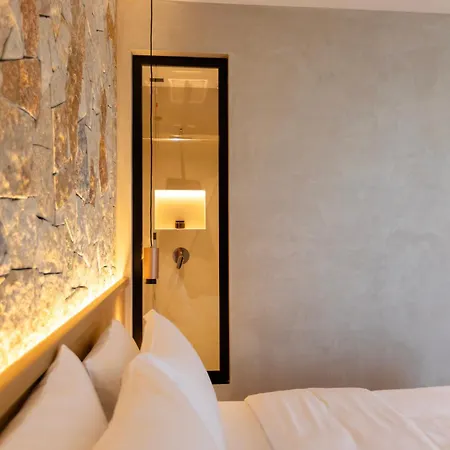 Montis Agroturizëm 4*