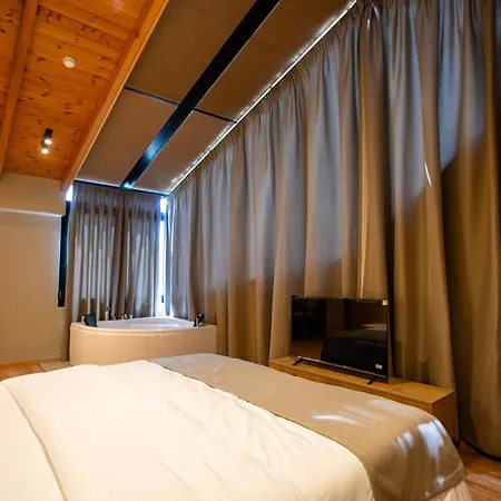 Hotel Montis Agroturizëm
