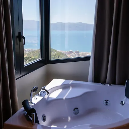 Montis Agroturizem Hotel 4*