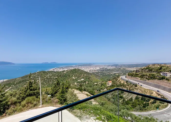 Montis Agroturizem Hotell 4*