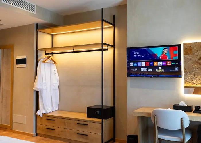 Montis Agroturizem 호텔 Kanine