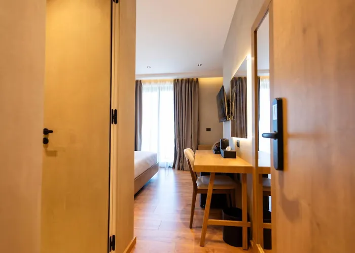 Montis Agroturizem Hotell 4*
