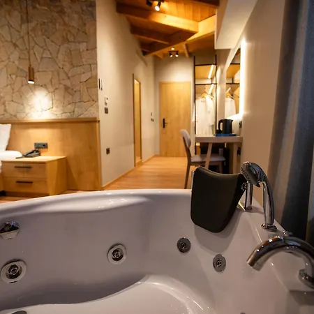 Montis Agroturizem 4* Kaninë