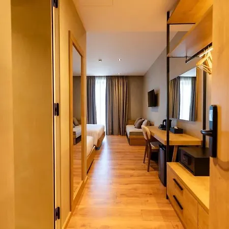 Hotel Montis Agroturizem 4*