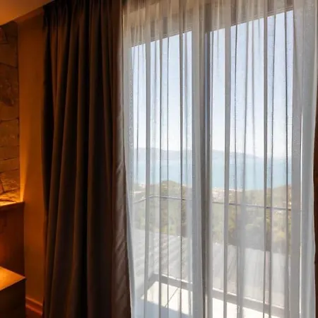 Hotel Montis Agroturizem 4*