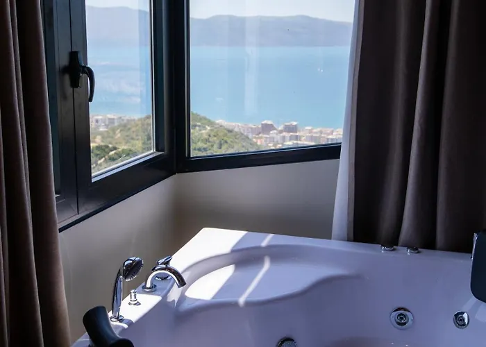 Montis Agroturizem 호텔 4*